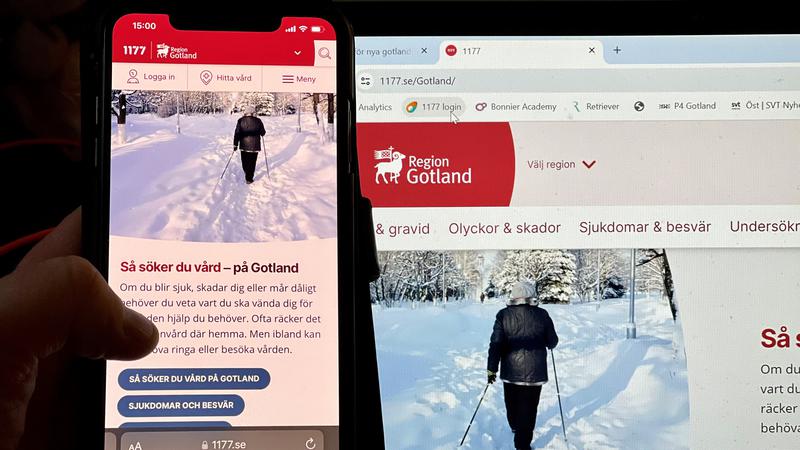 Bild på person som är på webbplatsen 1177.se och Region Gotlands startsida med både sin smarttelefon och dator.